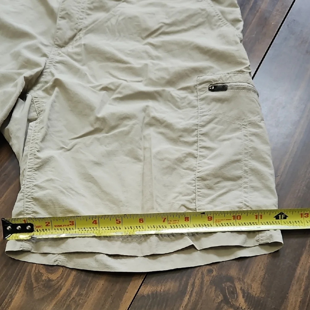 Columbia Cargo Shorts with Belt